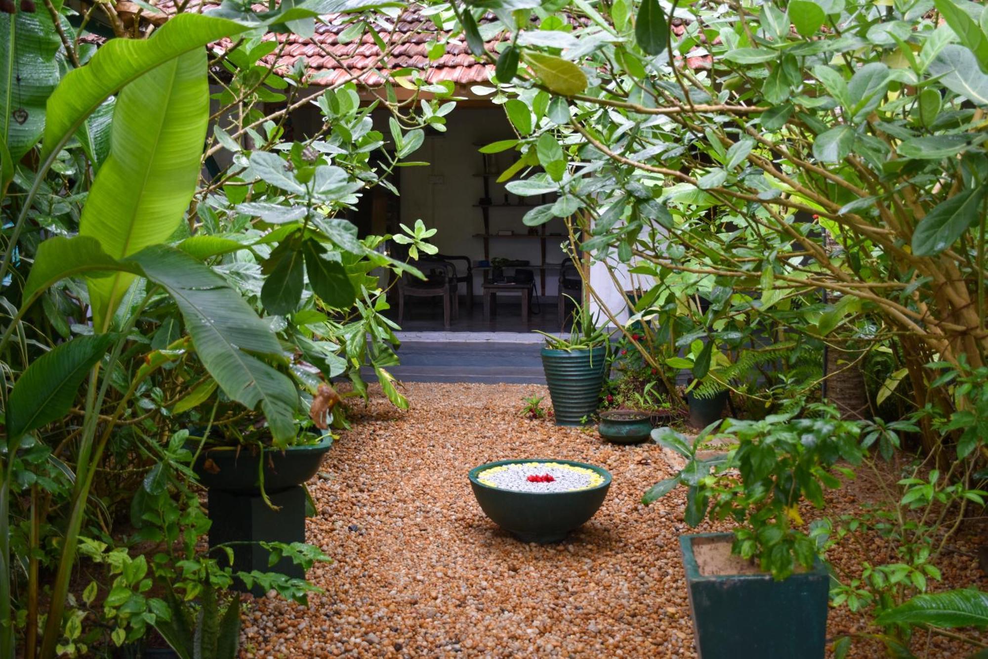 Cinnamon Mantra Luxury Villa Берувала Экстерьер фото